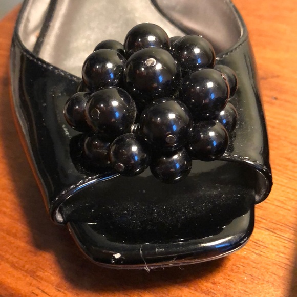 Black patent shoes with 1 1/2” heel - Picture 5 of 5